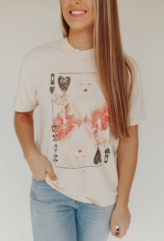 Queen of Hearts Tee